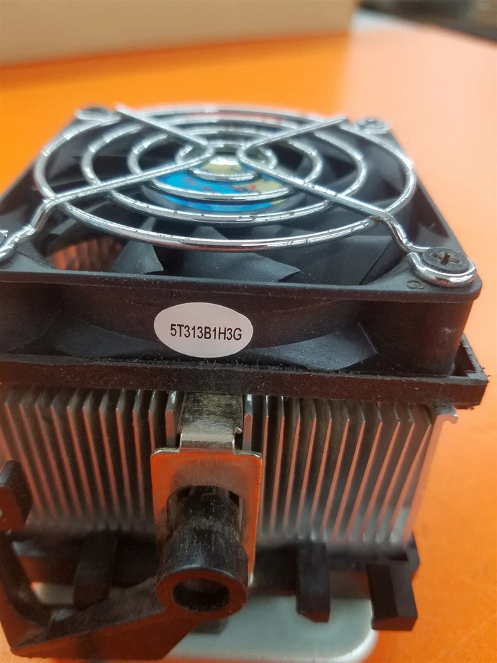 ⭐️⭐️⭐️⭐️⭐️ MassCool Socket 754 Fan Heatsink w CPU Retention Bracket 5T313B1H3G - Image 3 of 4