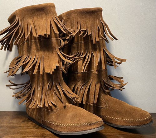 New MINNETONKA Fringe Boots Brown Suede 