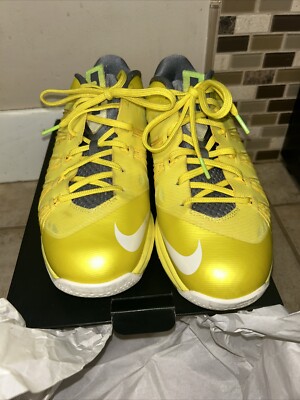 Men s Nike Air Max LeBron X Low Sonic Yellow 2013 579765-700 NEW In Box READ