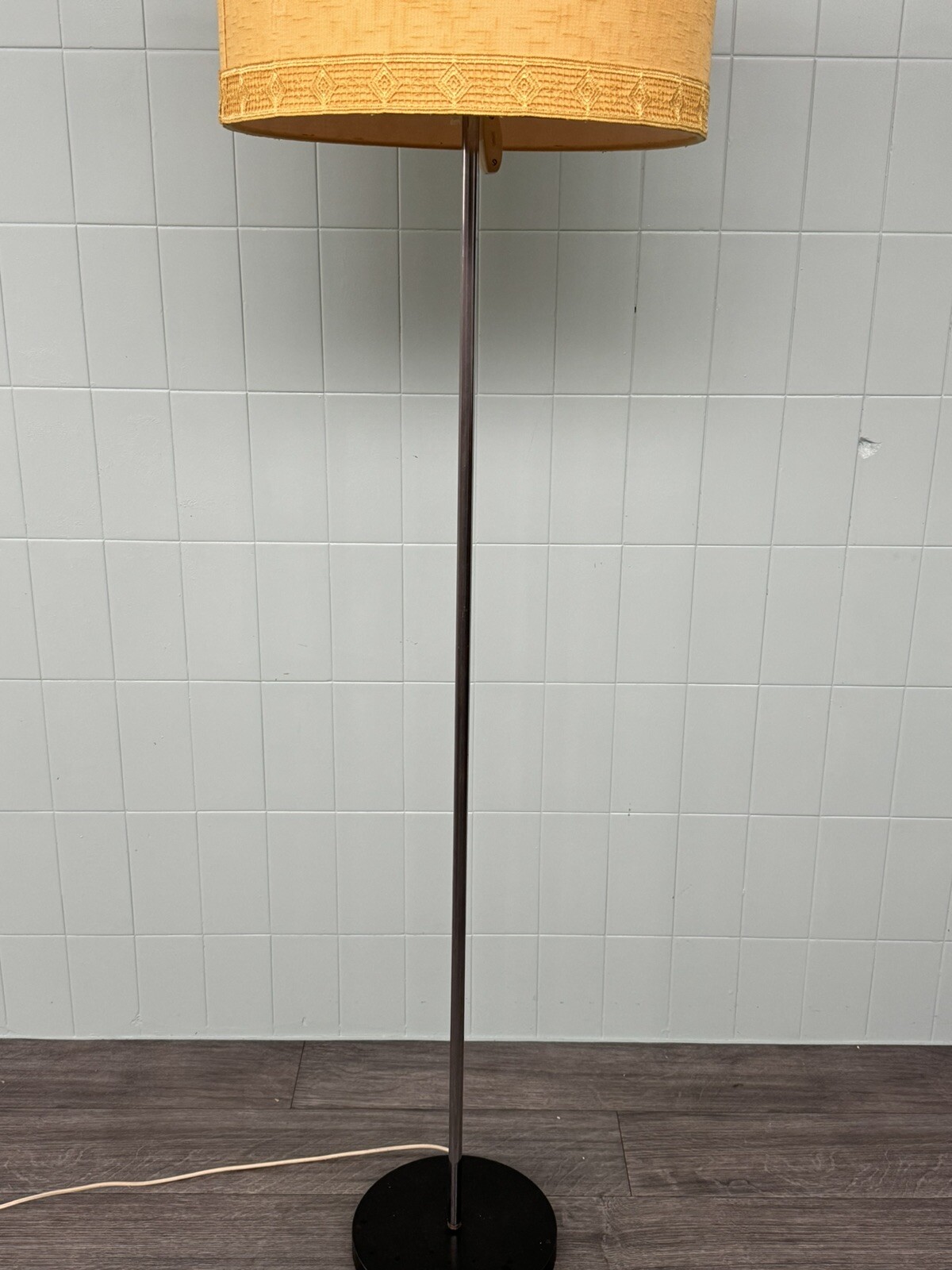 Lampada Da terra Vintage Italiana Piantana A Stelo Anni 50 foto 6