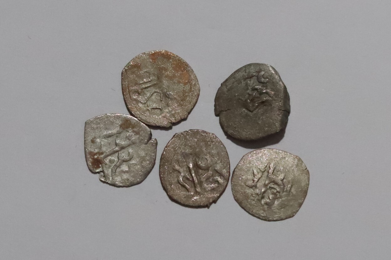 Picture 2 of 2
