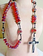 GORGEOUS RED BOREALIS BEADED RHINESTONE NECKLACE W INRI CROSS PENDANT 25" L