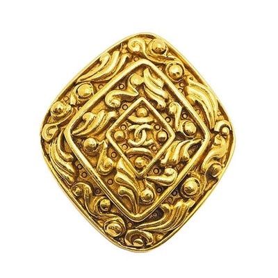 Chanel Vintage Diamond Gold Metal Arabesque Brooch Jewelry