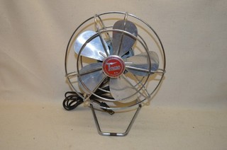 Vintage / Retro Torcan Blue Metal Fan Model 858F Desk / Office 858 F