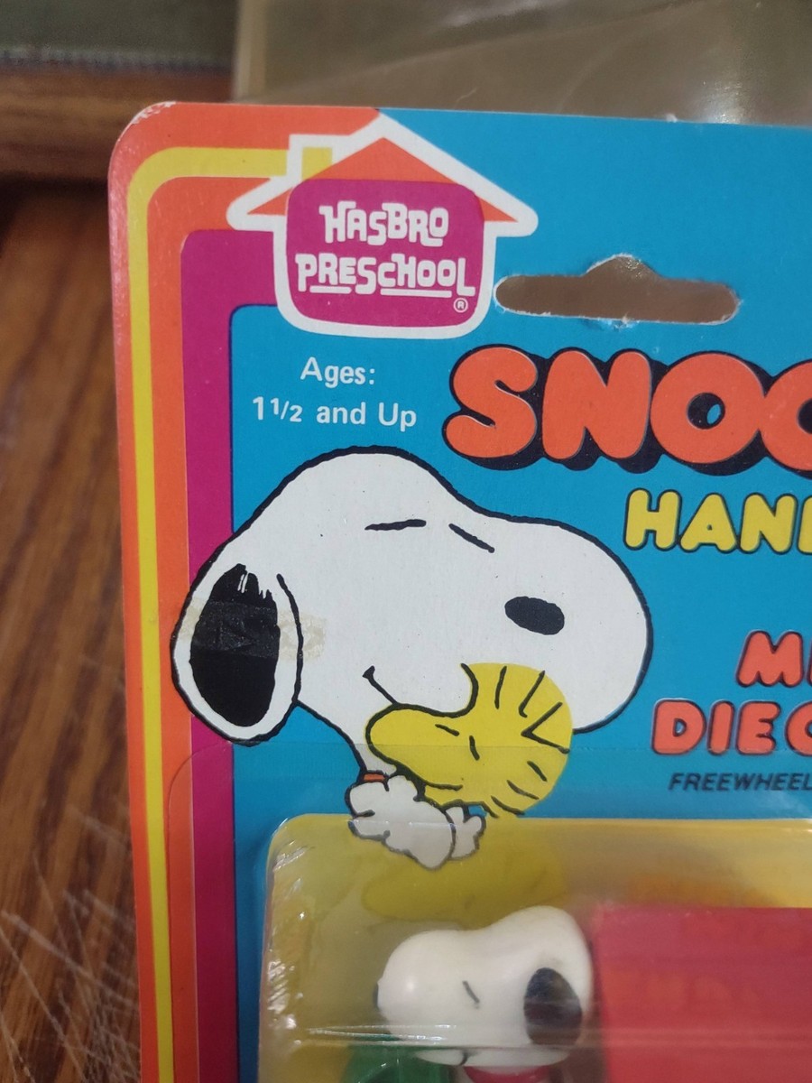 Snoopy Handfuls Mini Die Cast Hasbro Preschool Peanuts Character