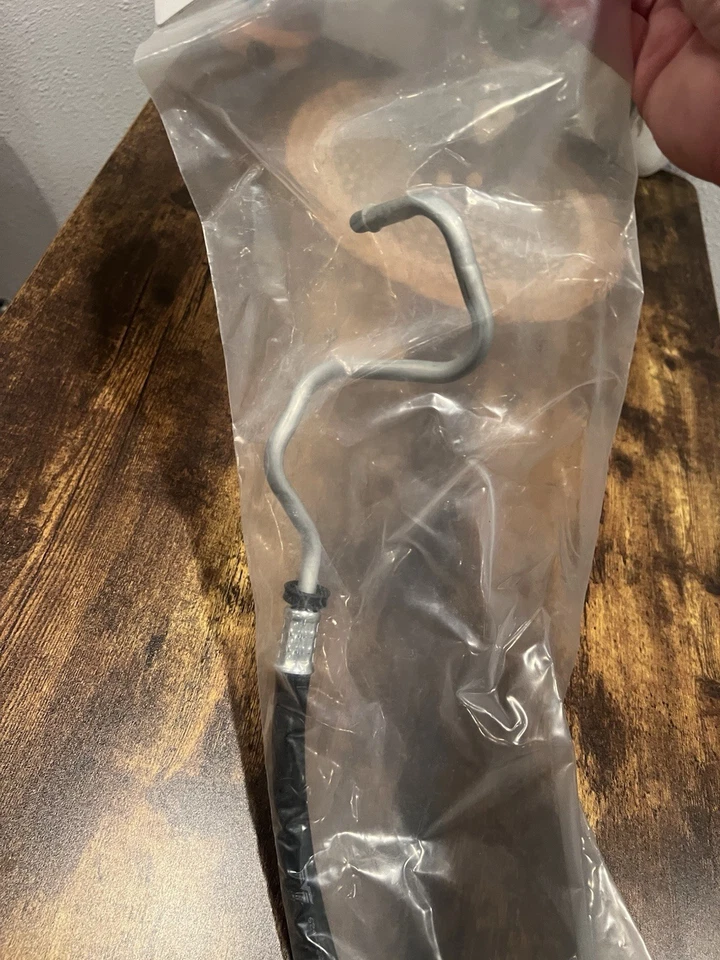 Napa 624-122 Transmission Oil Cooler Return Line Foto 4 de 4