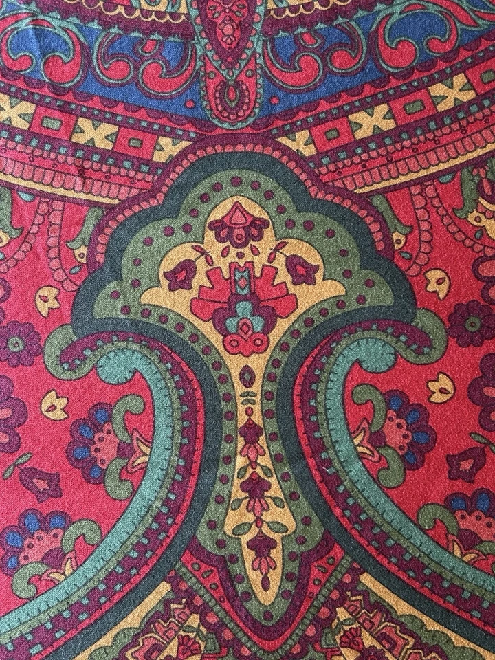 Juego de edredón y fundas Pottery Barn Mira Paisley Q/F bonitos tonos joya algodón satén Foto 2 de 4