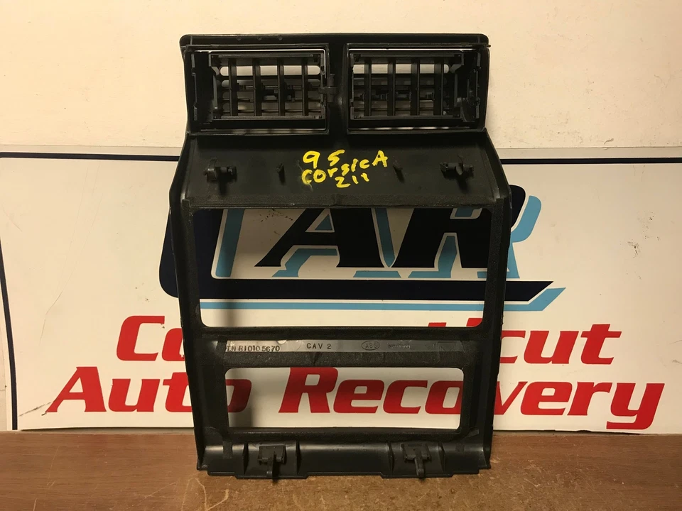 Chevrolet Corsica 1995 tablero bisel ventilación #211 Foto 4 de 4