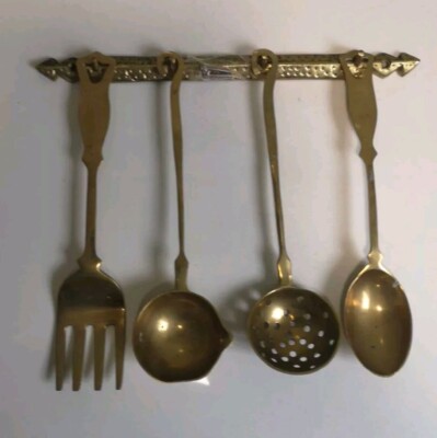  MASSIV Messing Edwardian Küche X4 Utensil Wandset Primitiv 13 Zoll breit 10 Zoll H