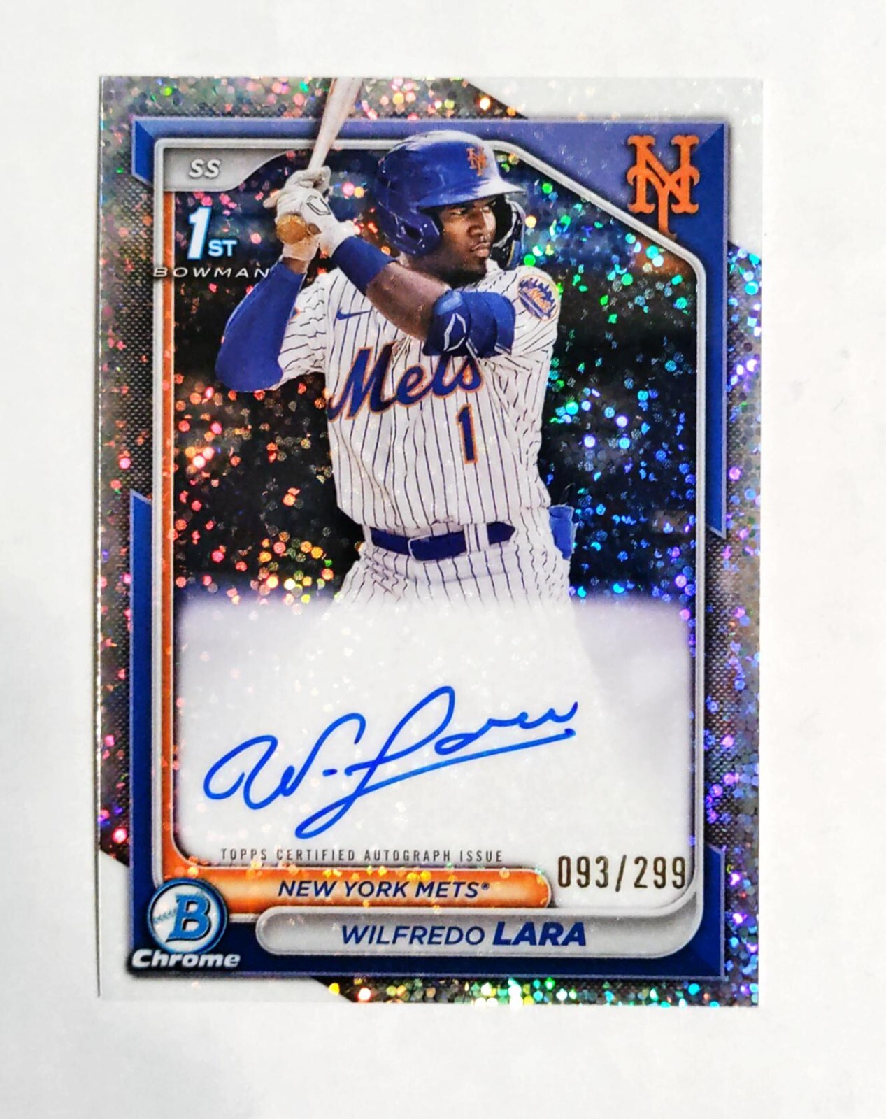 Wilfredo Lara 2024 1st Bowman Chrome AUTO Prospect SPECKLE REFRACTOR 093/299 z33