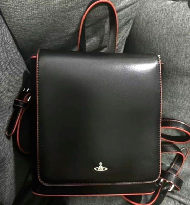 Vivienne Westwood ブラックバックパック　VWB823 Vivienne Westwood Black Max Backpack - Backpacks - Compare