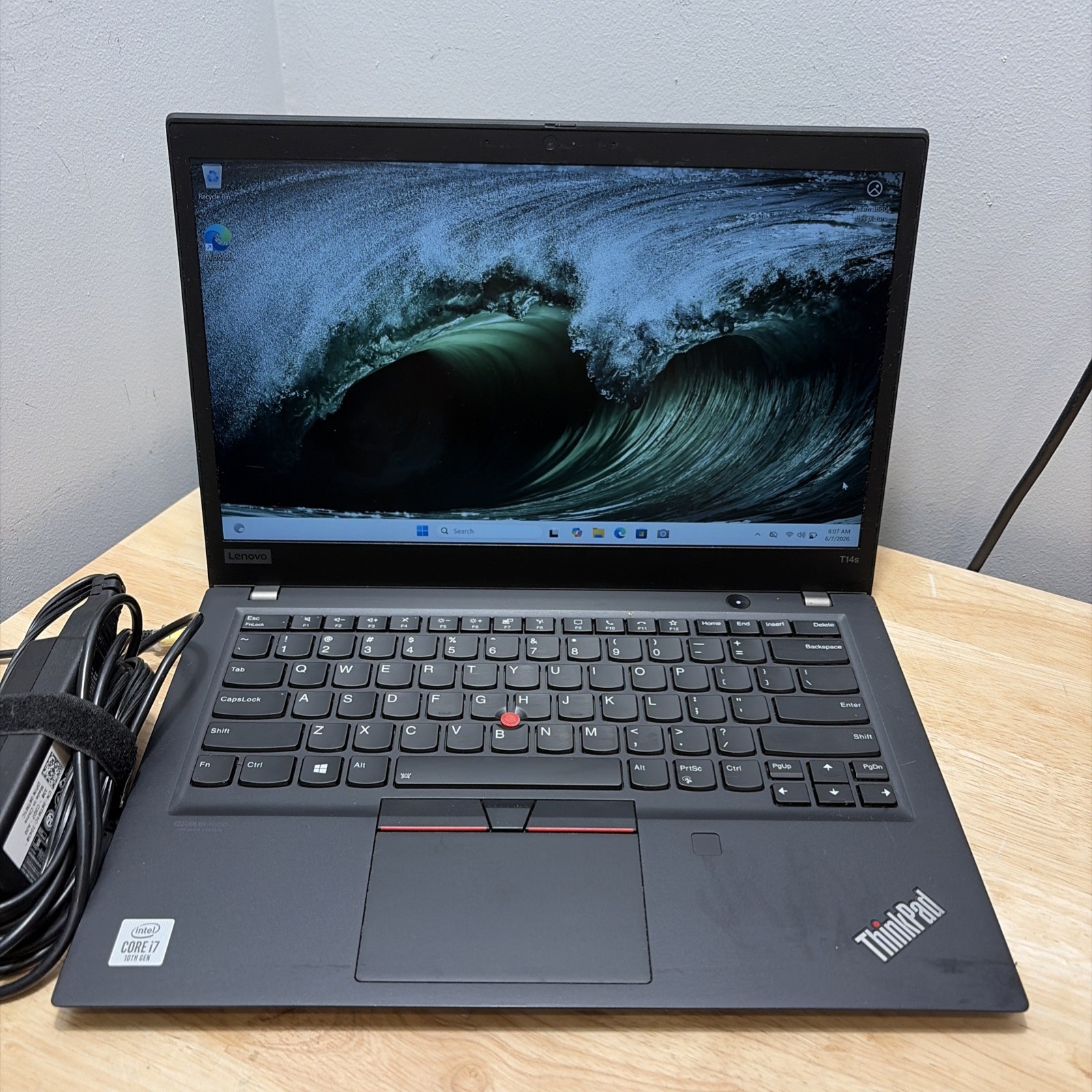 lenovo thinkpad t14s gen1, 14-Inch Laptop, with i7-10610u, 256 GB SSD (Solid State Drive), Windows 11 Pro