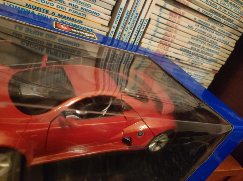 Giugiaro Prima Design Rossa Bburago 1/18 Die Cast - Immagine 3 di 4