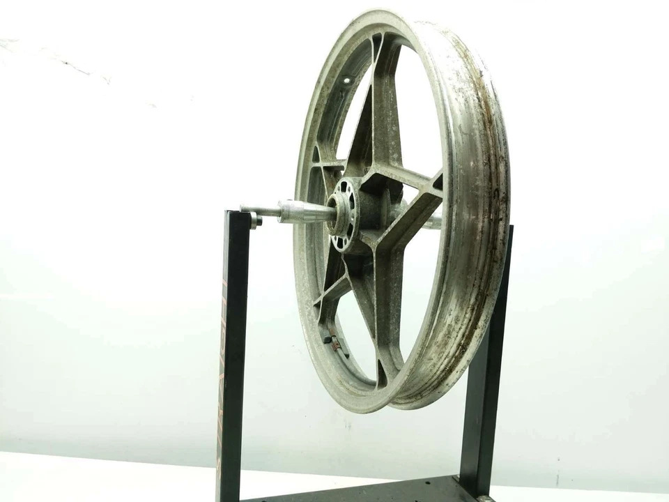 Llanta delantera recta 80-83 Suzuki GS1100 GS1100E 19X1,85 Foto 2 de 4