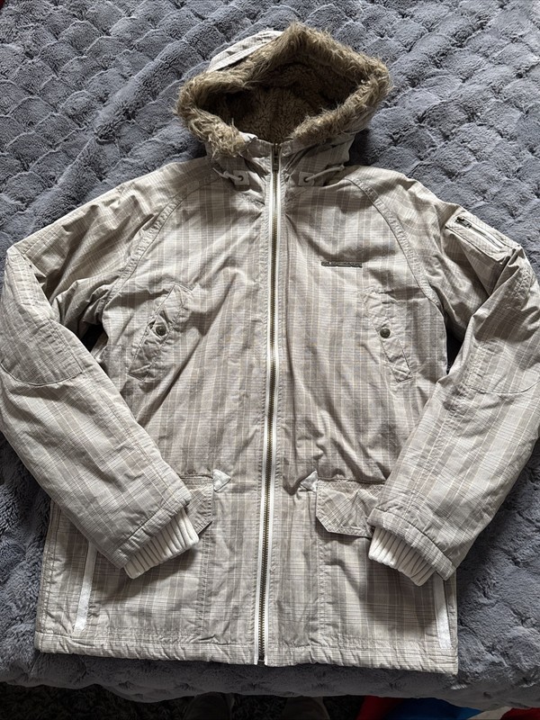 Quicksilver Snowboard Jacket Utility Collection Tan Women Coat  Hood Medium Roxy