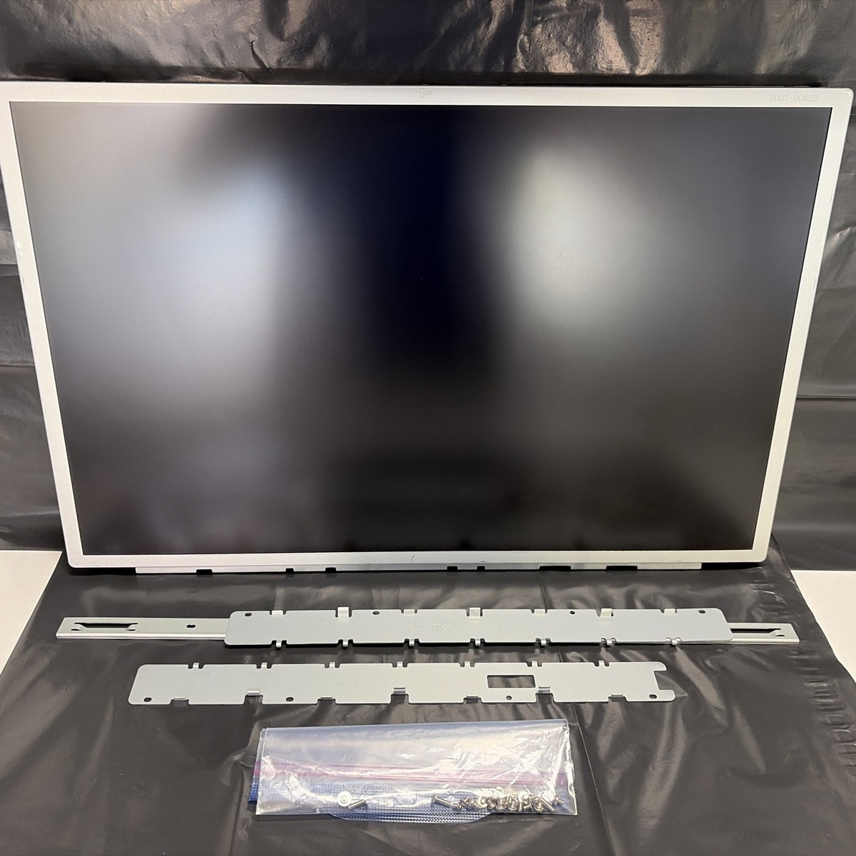 Apple Cinema Display 23