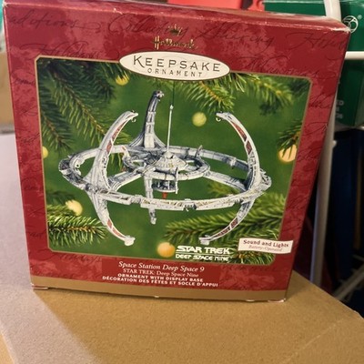 Star Trek Spac Station Deep Space 9 New In Box Hallmark  Keepsake Ornament