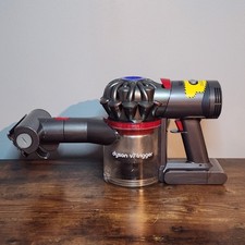 Dyson V7 Trigger Gray Cordless Handheld Vacuum Cleaner Needs New Battery