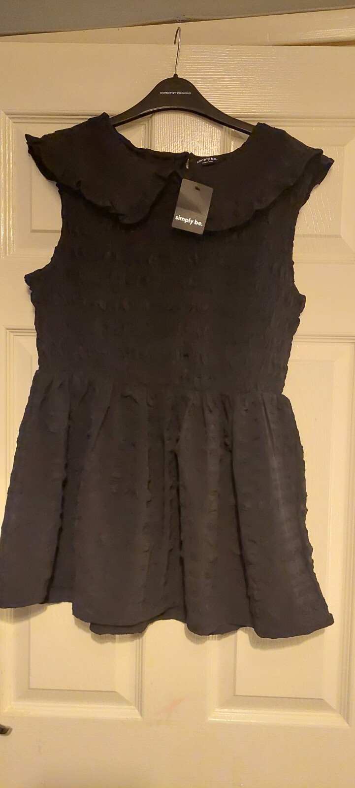 Picture 1 of 4