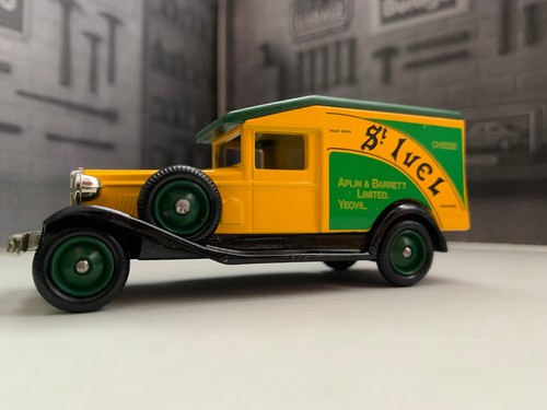 🚐 RARE UK TOYS Vintage LLEDO DAYS GONE 📦 Boxed 1931–1936 PACKARD 1936 VAN ST I - Picture 4 of 10