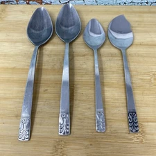 Lot Of 4 Carlyle Cameo Stainless Spoons-2 Oval Soup, Solid Jelly, Teaspoon