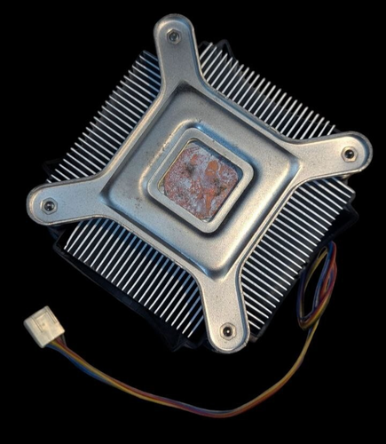 Cooler Master Copper Core/Aluminum Heat Sink & 3.14" Fan 3.4GHz - 775 Socket - Picture 3 of 5