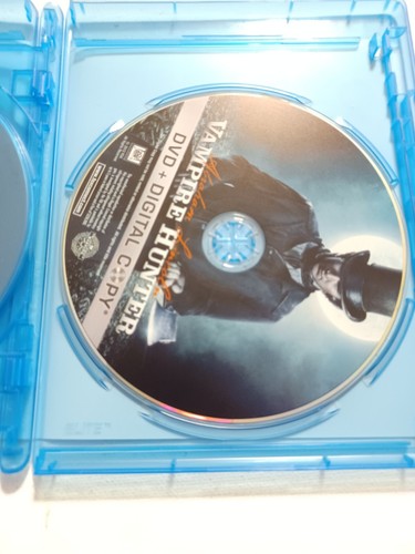 Abraham Lincoln: Vampire Hunter (3D Blu-ray/Blu-ray/DVD, 2012, 3-Disc Set) USED - Picture 4 of 4
