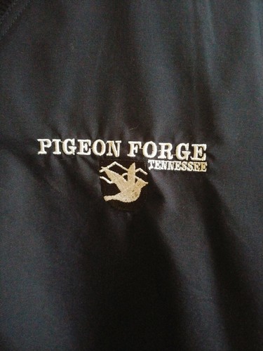 Souvenier Windbreaker Jacket Pigeon Forge Logo Size XL - Picture 3 of 4