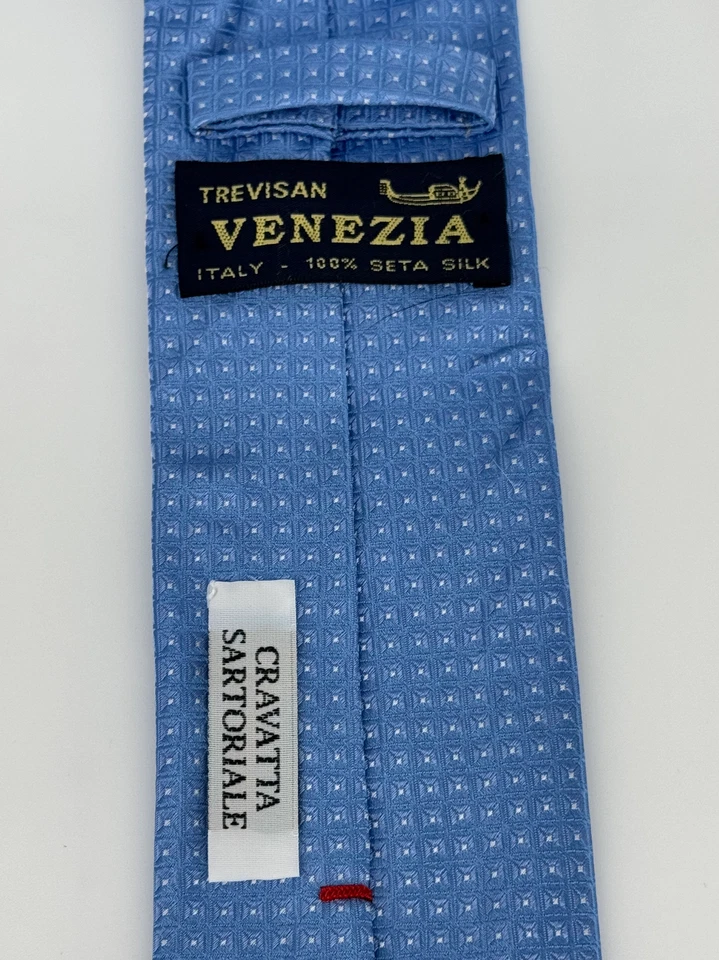 Corbata de seda - patrón azul claro Foto 2 de 3