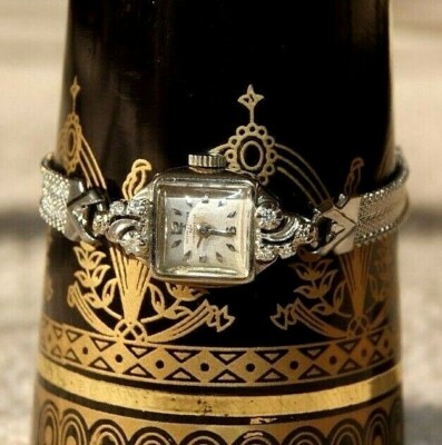 Stunning Ulysse Nardin 14k White Gold Diamond 17 J Chronometer Vintage Watch  