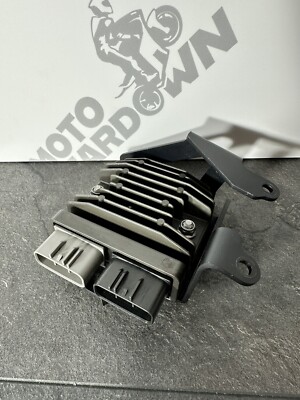 Triumph Street Triple 765 RS 2018 Regulator Rectifier Voltage 15244m 2017-2020
