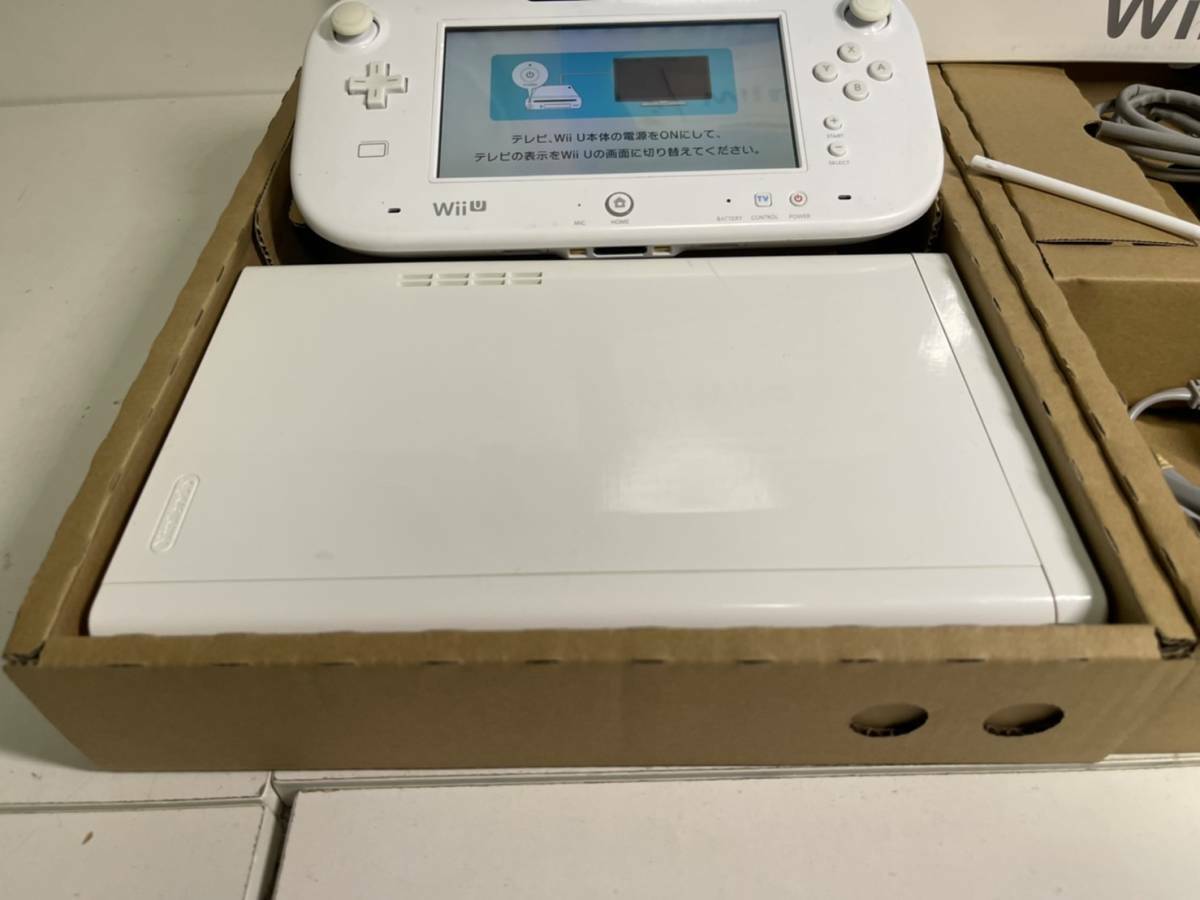 [Great] Nintendo Wii U Console Basic 8GB shiro White Region code NTSC-J  Japan