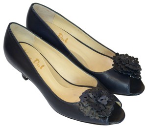 d fitting ladies shoes