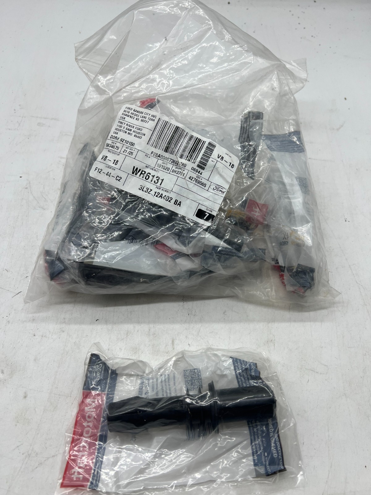 Ford Motorcraft Lot Of 8 Spark Plug Boots WR-6131 3L3Z-12A4D2-BA  SKU 273T