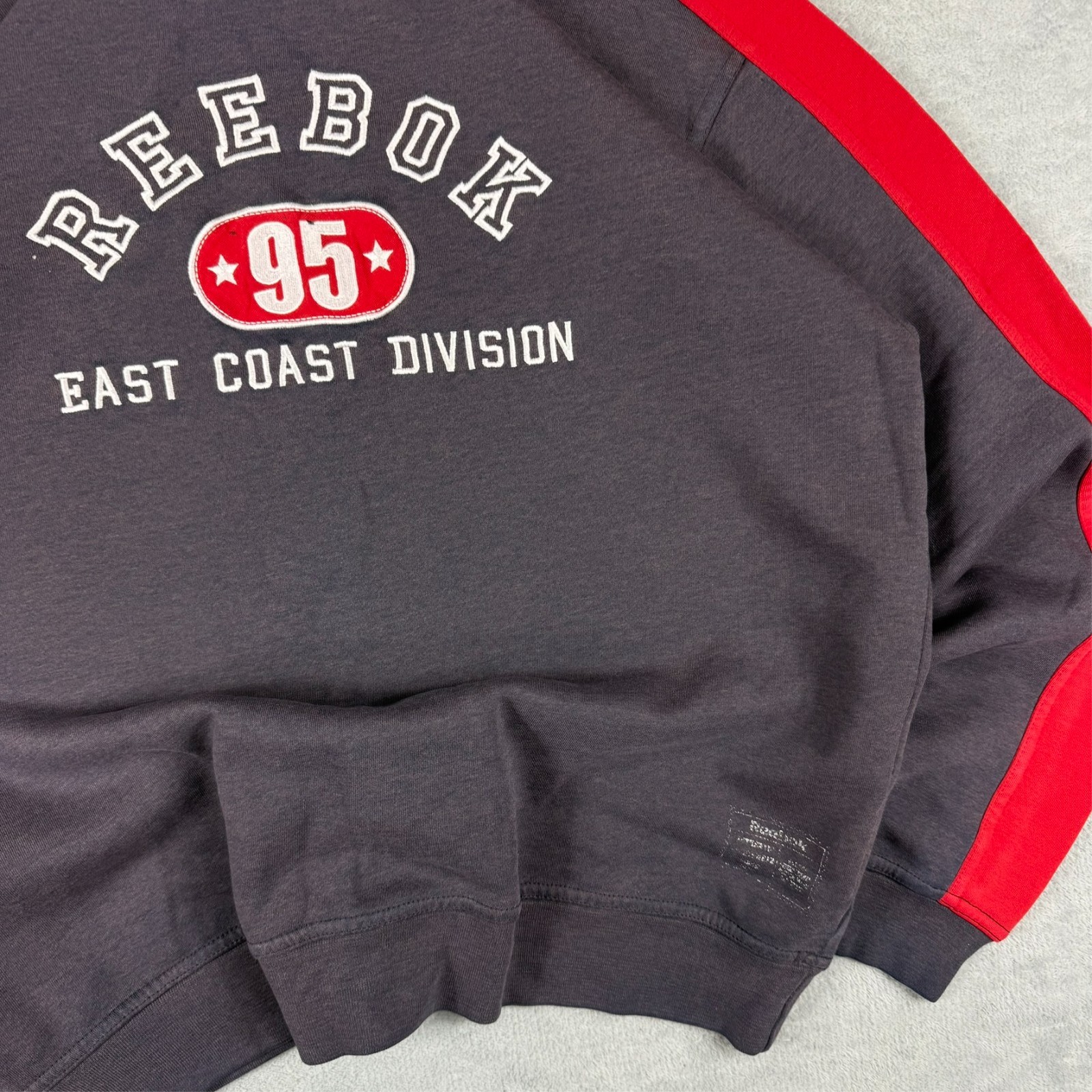 Vintage Reebok 2000's Grey Red Spellout Collegiate Size Small Sweatshirt image 5