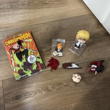 Lot - Nendoroid Chainsaw Man Denji Action Figure 1560 No Box And Manga Book 1