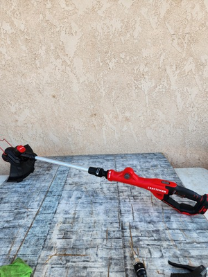 #ad Craftsman V20 Cordless Brushless 13quot; String Trimmer Tool Only Light Used $59.99