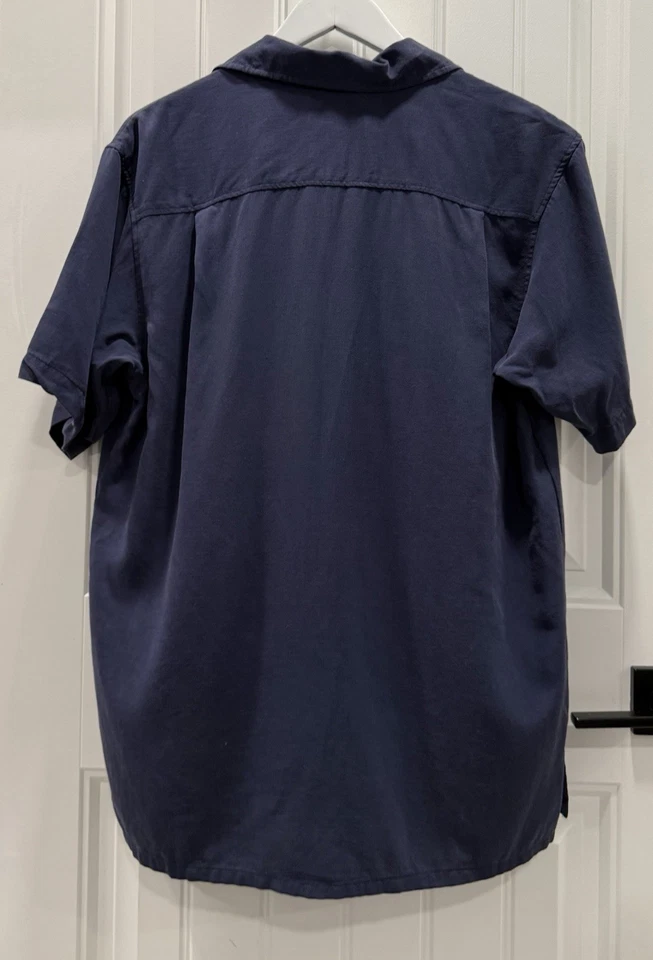 Joseph & Feiss Men's Blue 100% Silk Classic Fit Button Down Shirt Size Medium - Image 2 of 4