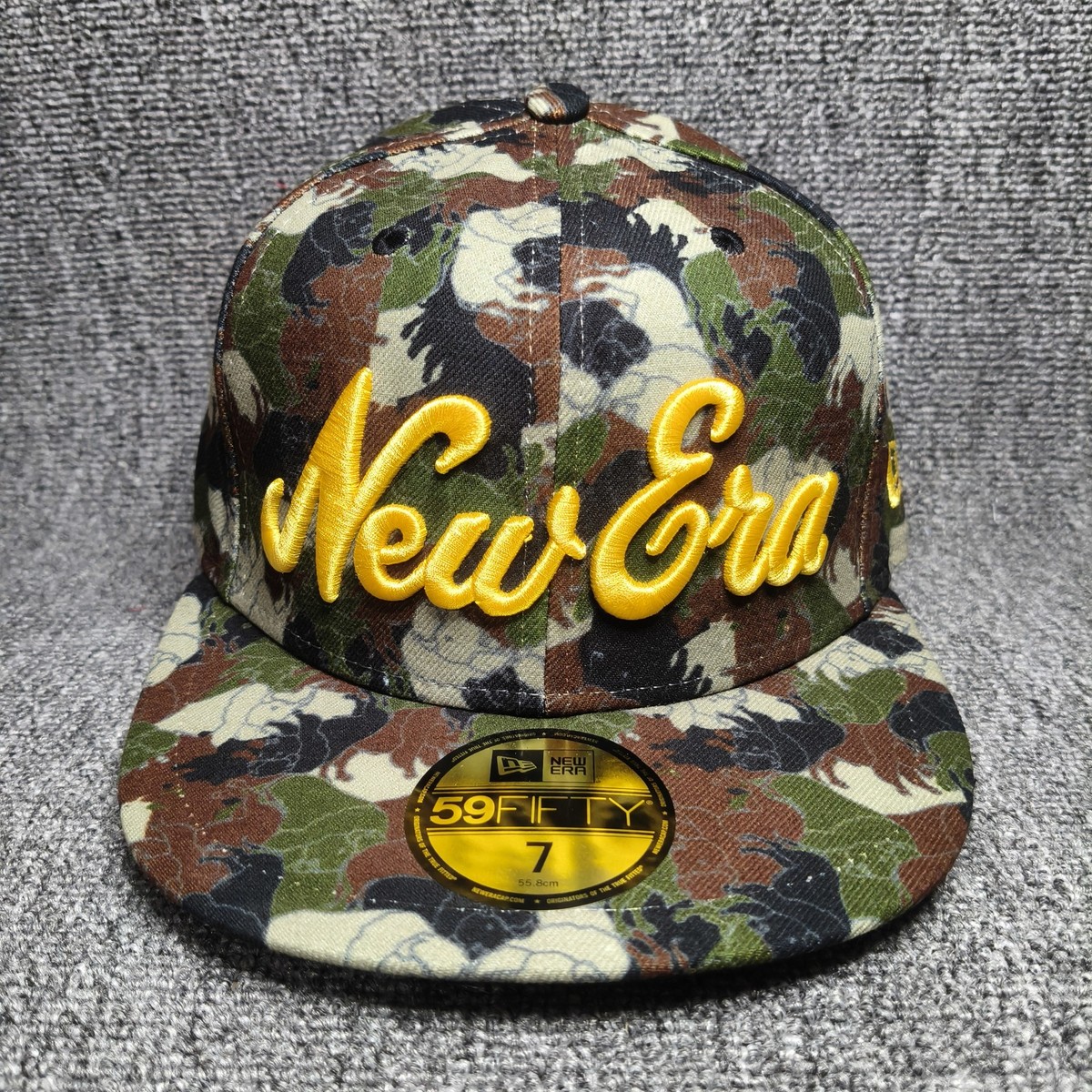 New Era 59FIFTY Fitted Hat Camo Yellow Script Logo Cap Size 7
