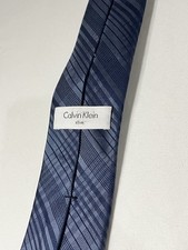 Calvin Klein Men  s Slim Tie Blue Striped Designer Necktie