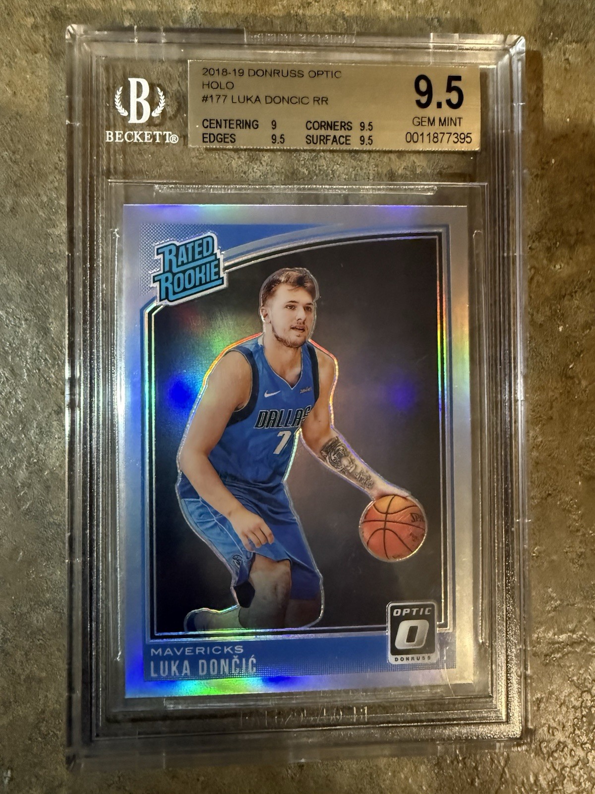 2018-19 Donruss Optic Holo Prizm #177 Luka Doncic Mavericks RC Rookie BGS 9.5