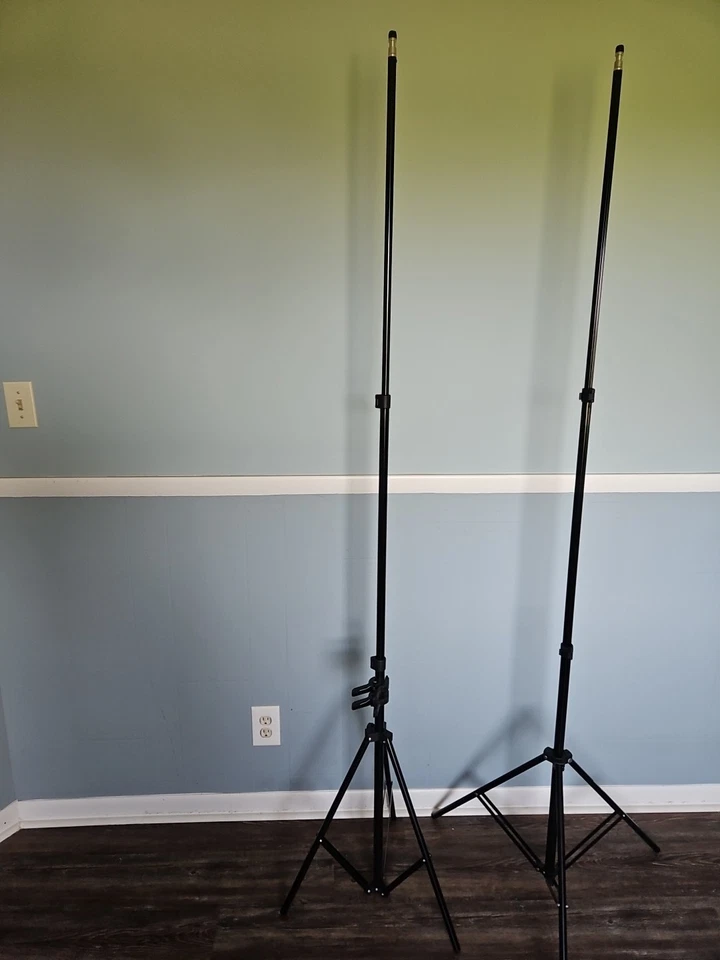 Lote de 2 trípodes extensibles de fibra de carbono Neewer 75" Foto 3 de 4