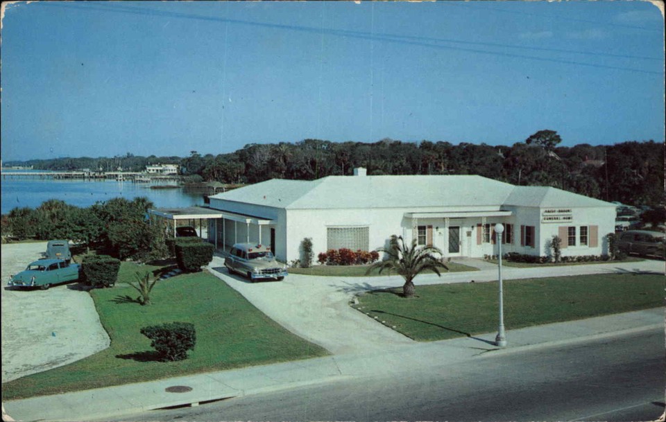 DAYTONA BEACH FLORIDA FL Haigh-Brooks Funeral Home Vintage Postcard | eBay