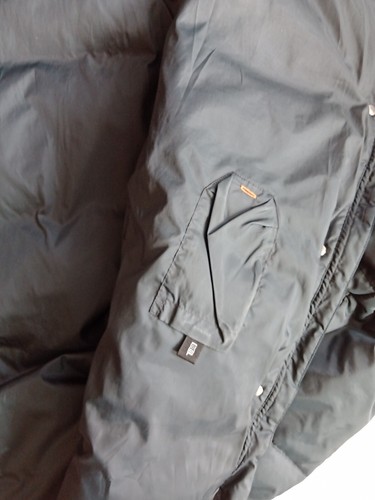 Hugo Boss Men's Black Puffer Jacket With Hood Size 44R - Picture 8 of 22