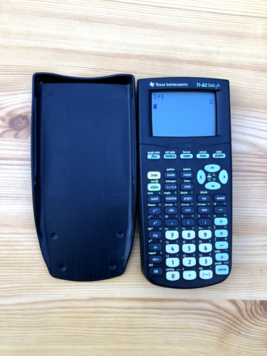 Calculatrice Scientifique Texas Instruments TI-82 (1999) - Très Bon état - Occasion