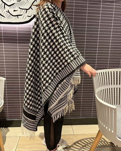 Women Cashmere Wool Houndstooth Tassel Fall Cape Cloak Poncho Wraps Tops Gift - Picture 3 of 10