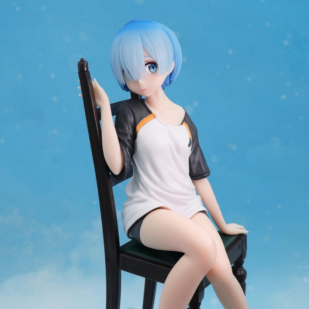 Re:Zero Rem in Subaru T-shirts Sitting Pose Figure Figurine