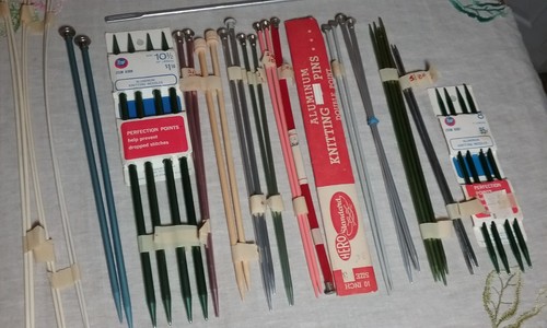 Vintage Huge Lot of Knitting Needles wooden Bamboo Aluminium 47 Pairs plus - Picture 10 of 10