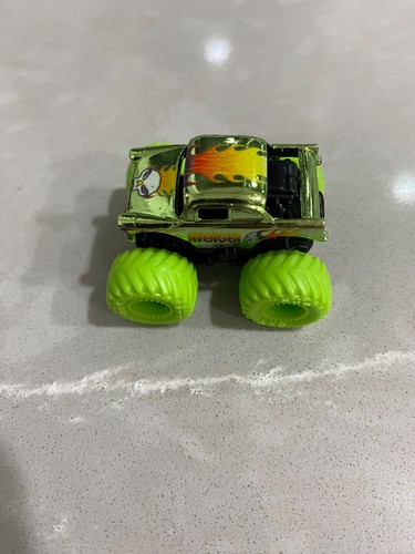 2024 Spin Master MONSTER JAM MINI Series 15 - Pick Your Trucks! New / Loose - Picture 11 of 55