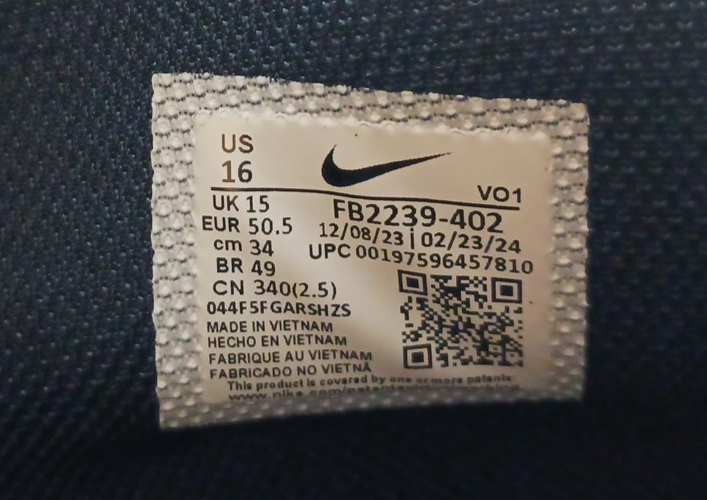 Foto 12 di 14